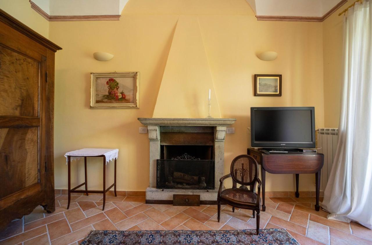 Apartamento La Loggia Dei Frati Cannero Riviera Exterior foto